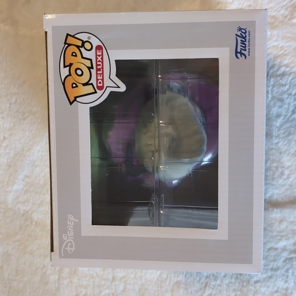 Ursula with Eels Funko POP! - Picture 4 of 4